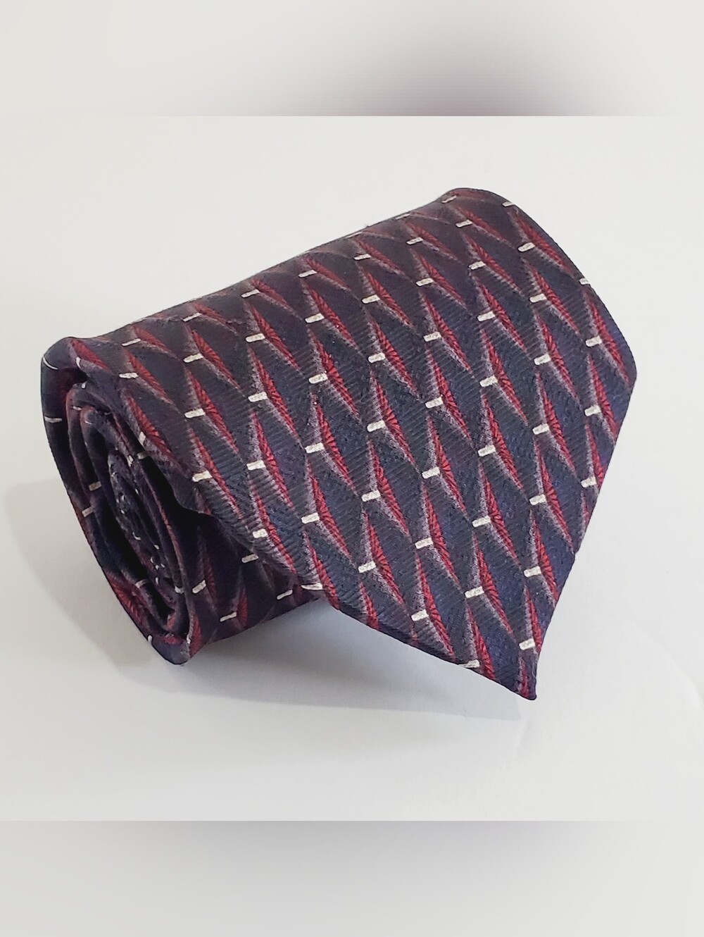 J.Z. Richards Red & Black Geometric Pattern Men's Silk Neck Tie Jacquard